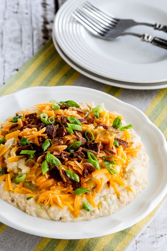 Cut down your keto meal prep time with these low carb instant pot recipes that are sure to please your entire family. Instant Pot Low-Carb Loaded Cauliflower Mash