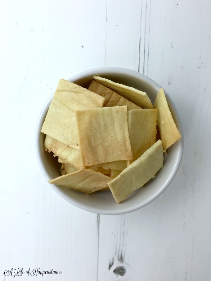 almond flour crackers