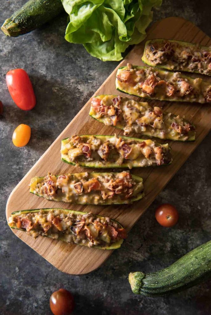 BACON CHEESEBURGER ZUCCHINI BOATS