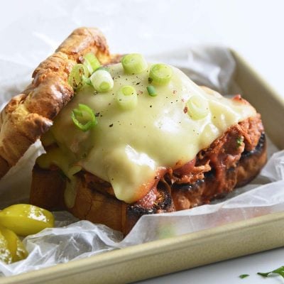 keto bbq pulled pork sandwich featured image