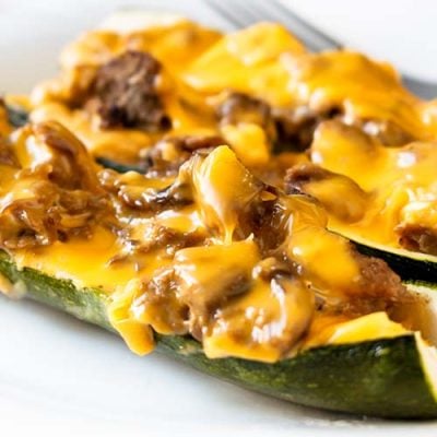 slow cooker bbq brisket stuffed zucchini boats featured image