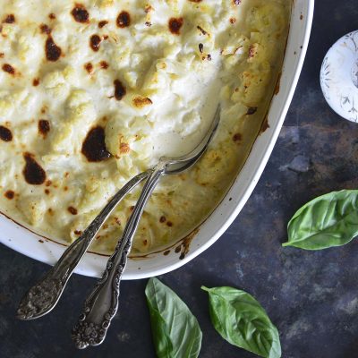 white wine and cheddar cauliflower cheese casserole featured image