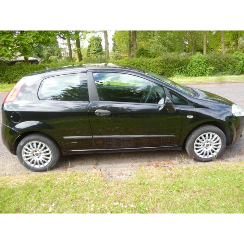 FIAT PUNTO 1.2 2008 ONLY 35000 MILES FULL MOT