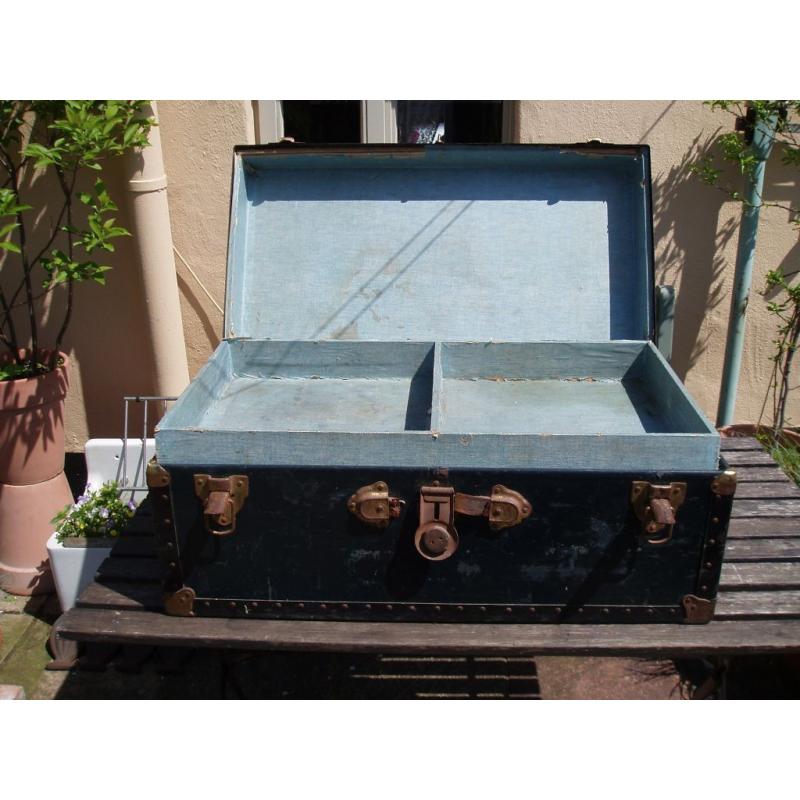 Vintage Steamer Travel Trunk With Tray