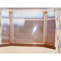 WOODEN VENETIAN BLINDS