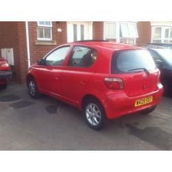 toyota yaris 5dr 1.3 cdx in red 95k mileage look !!!