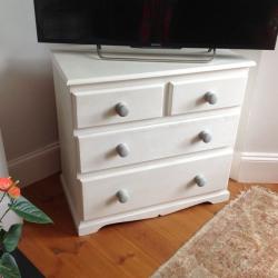 Chest drawers