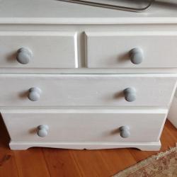 Chest drawers