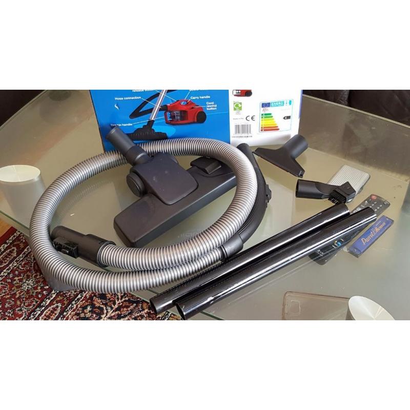 Dirt Devil bagless hoover new condition