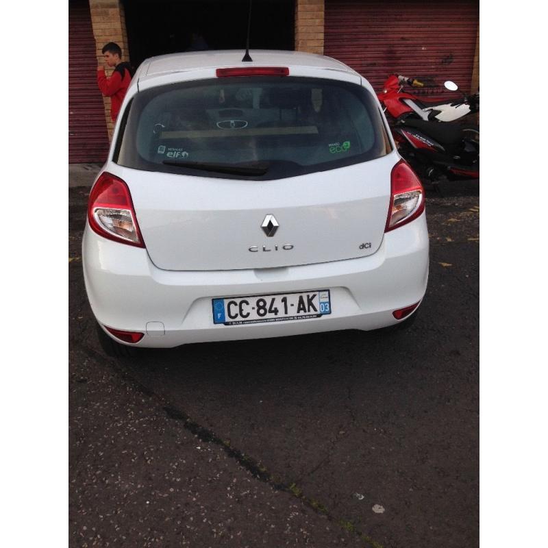 Renault Clio left hand drive French registration