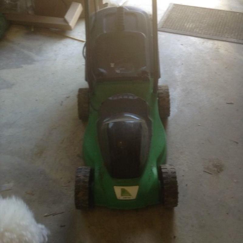 Electric Lawnmower