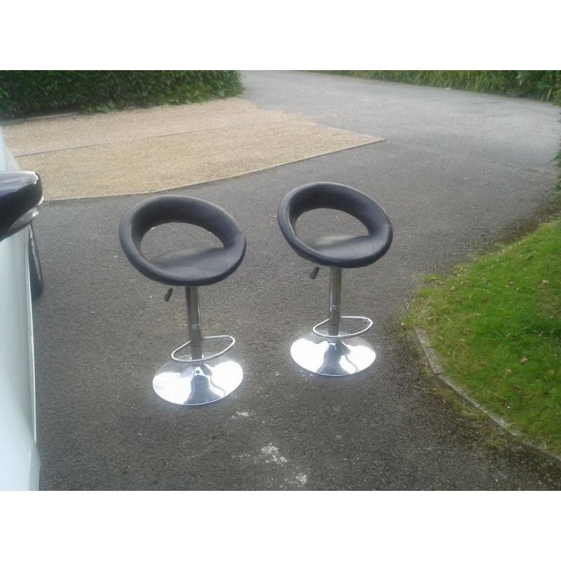 Bar/kitchen black faux leather stools