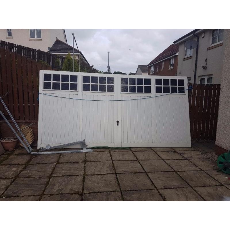 Doublegarage door