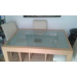 Dining table for sale