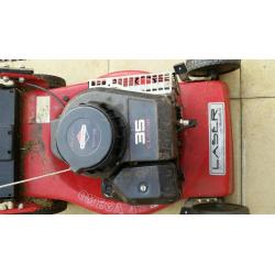 BRIGGS AND STRATTON 35 CLASS LAWN MOWER WITH BOX PETROL 3.5 BHP GRASS CUTTER