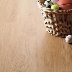 Golden Oak Laminate Flooring 33 packs