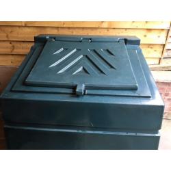 Titan Green Plastic Coal Bunker 600kg capacity