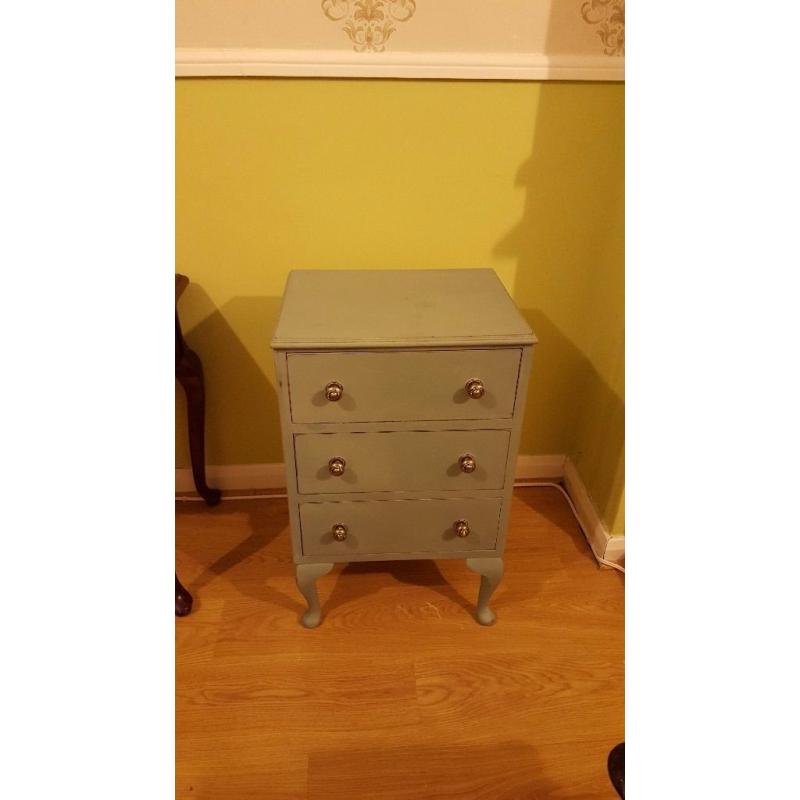 Antique/Vintage Chest of Drawers – Shabby Chic