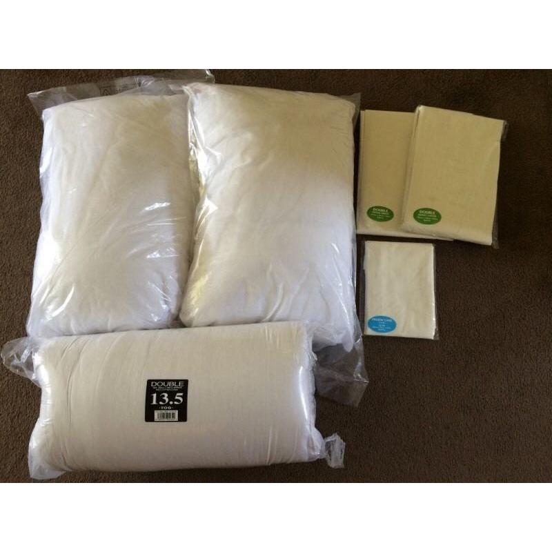 Double Duvet 13.5 tog 2 x soft pillows and duvet cover and fitted sheet and pillow cases